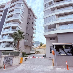 ESENPARK SİTESİNDE DENİZ MANZARALI 3+1 DAİRE