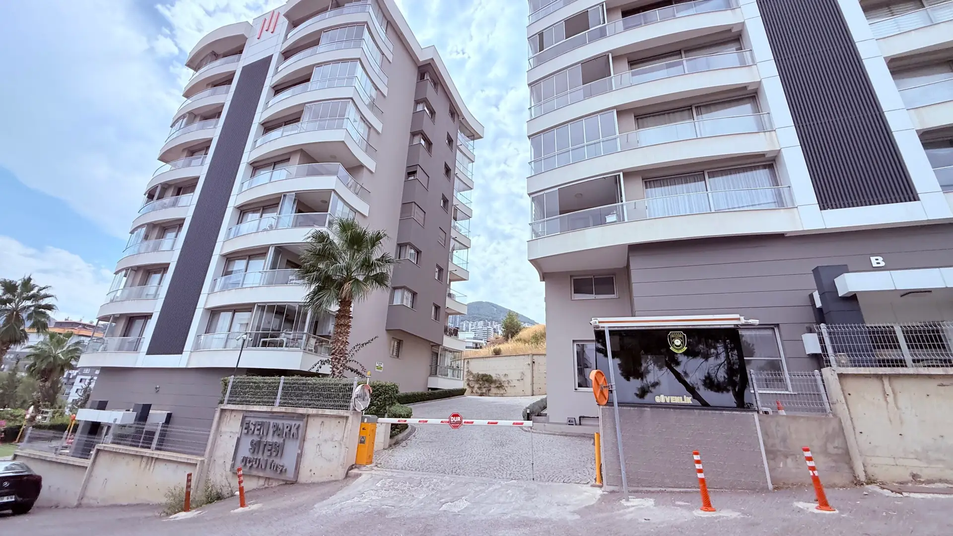 ESENPARK SİTESİNDE DENİZ MANZARALI 3+1 DAİRE